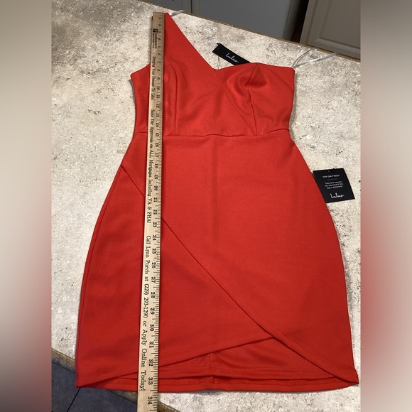 Lulus NWT Get Gorgeous Red one shoulder Faux-Wrap mini dress Medium - Picture 3 of 8